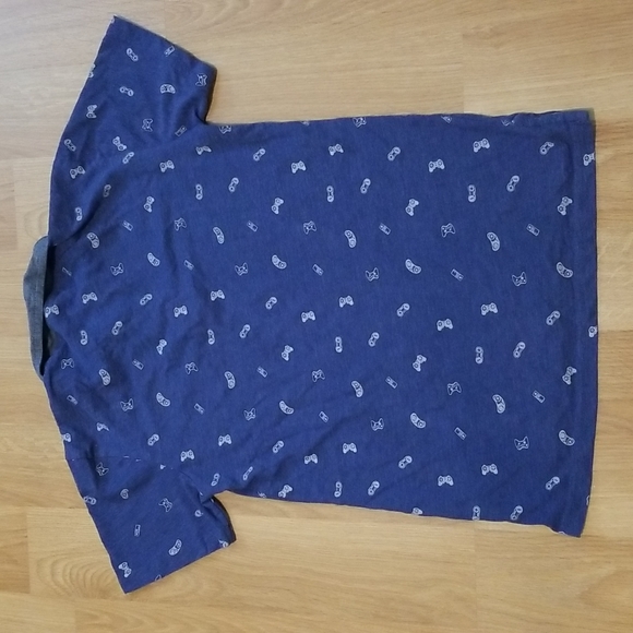 Survival Gear blue short sleeve shirt with gamer print boys large 12-14 - Picture 2 of 7